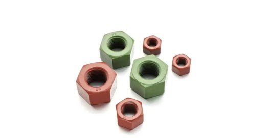 Gangtong Zheli Fasteners, sənaye bərkidicilərinin korroziyaya davamlılığını artırmaq üçün məhsulun səthinin təmizlənməsi texnologiyasını optimallaşdırır.